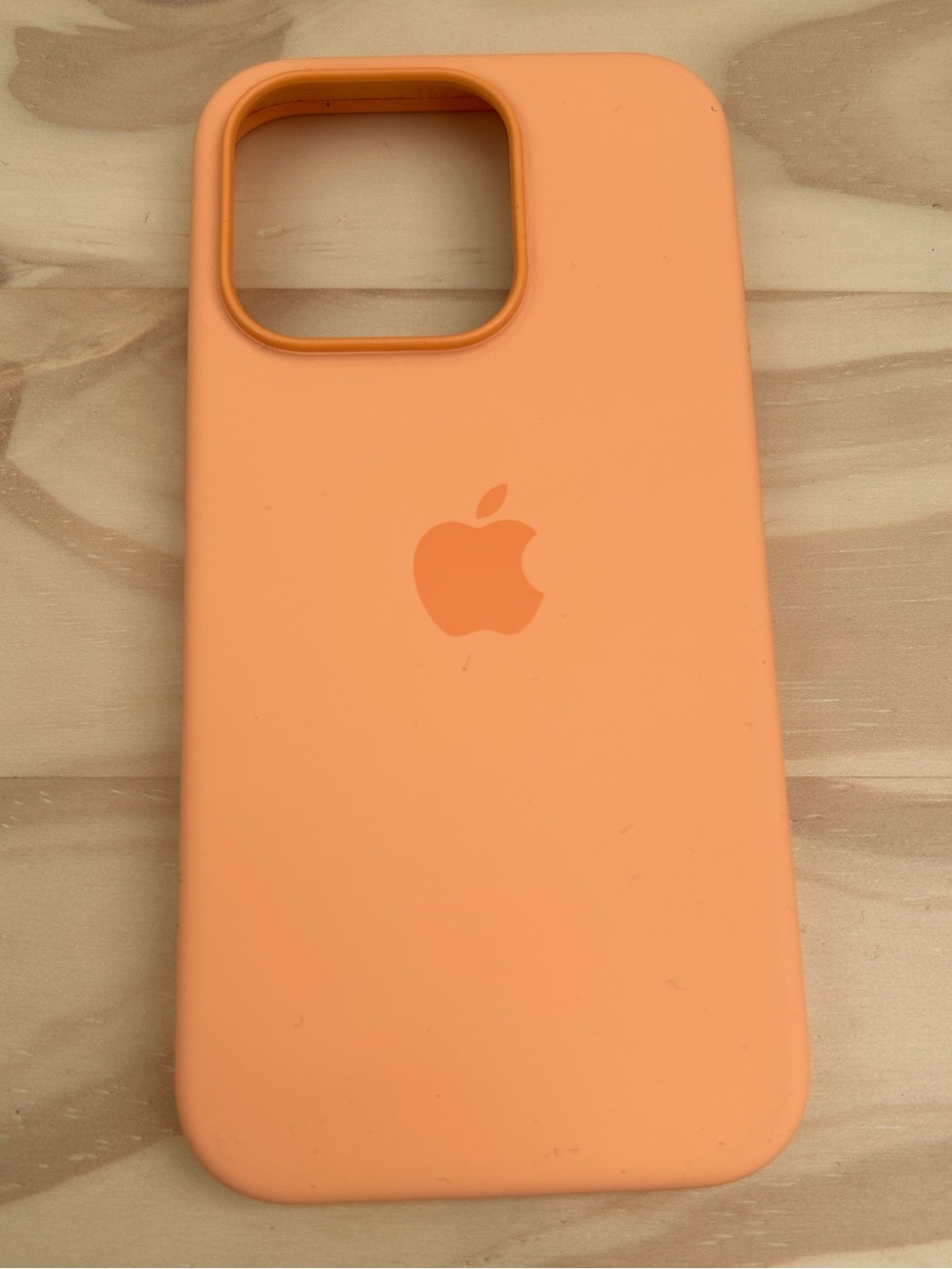 Apple Silicone MagSafe Case for iPhone 15 Pro Orange Sorbet EUC